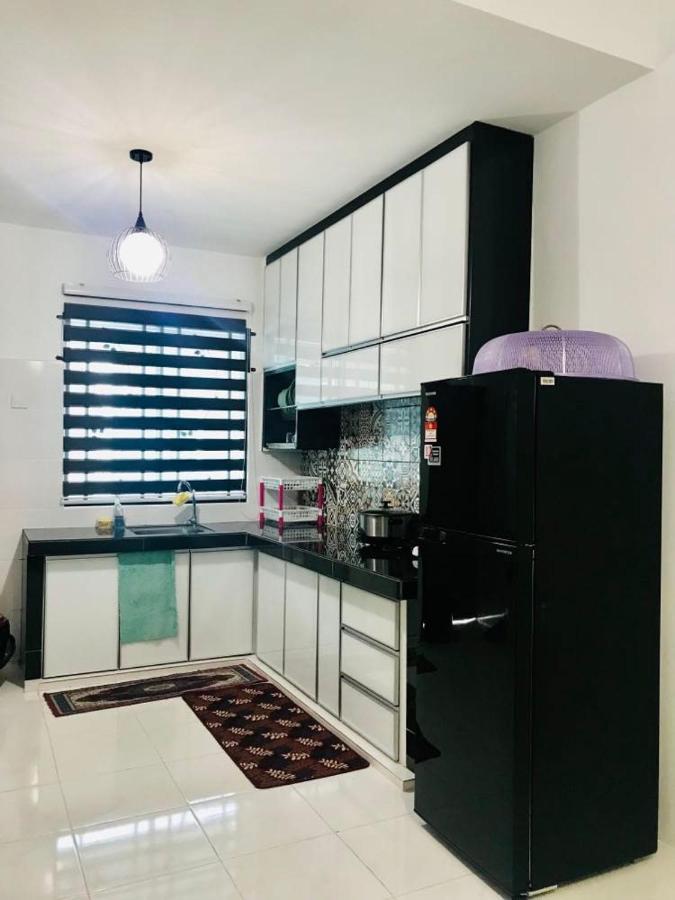 Chempaka Homestay Seri Iskandar Zewnętrze zdjęcie